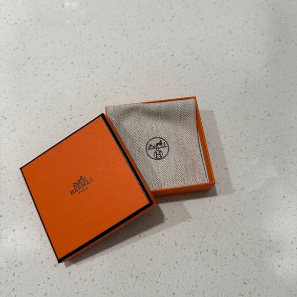 Hermes Clic H Bracelet - Picture 3 of 6